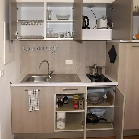 Casa Del Caffe Апартаменты *