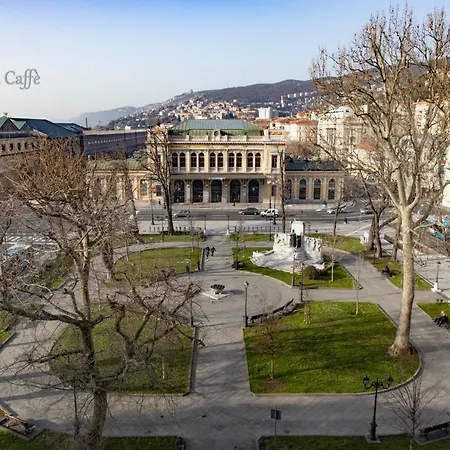 Casa Del Caffe شقة